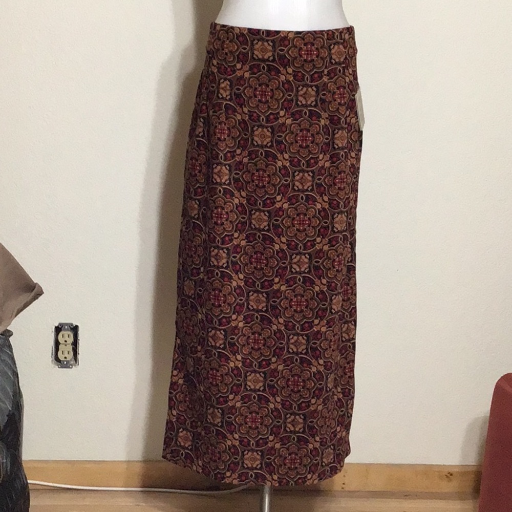 Christopher and Banks midi skirt